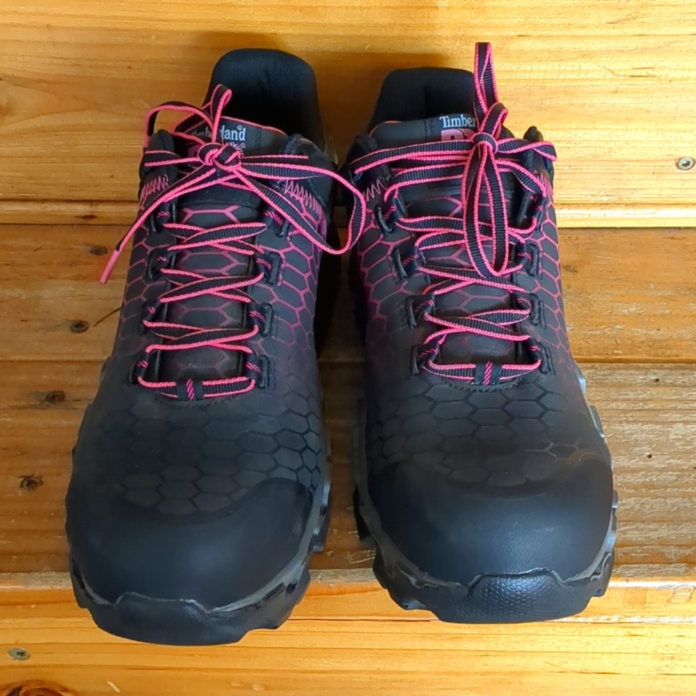 Timberland Alloy toe tennis shoes